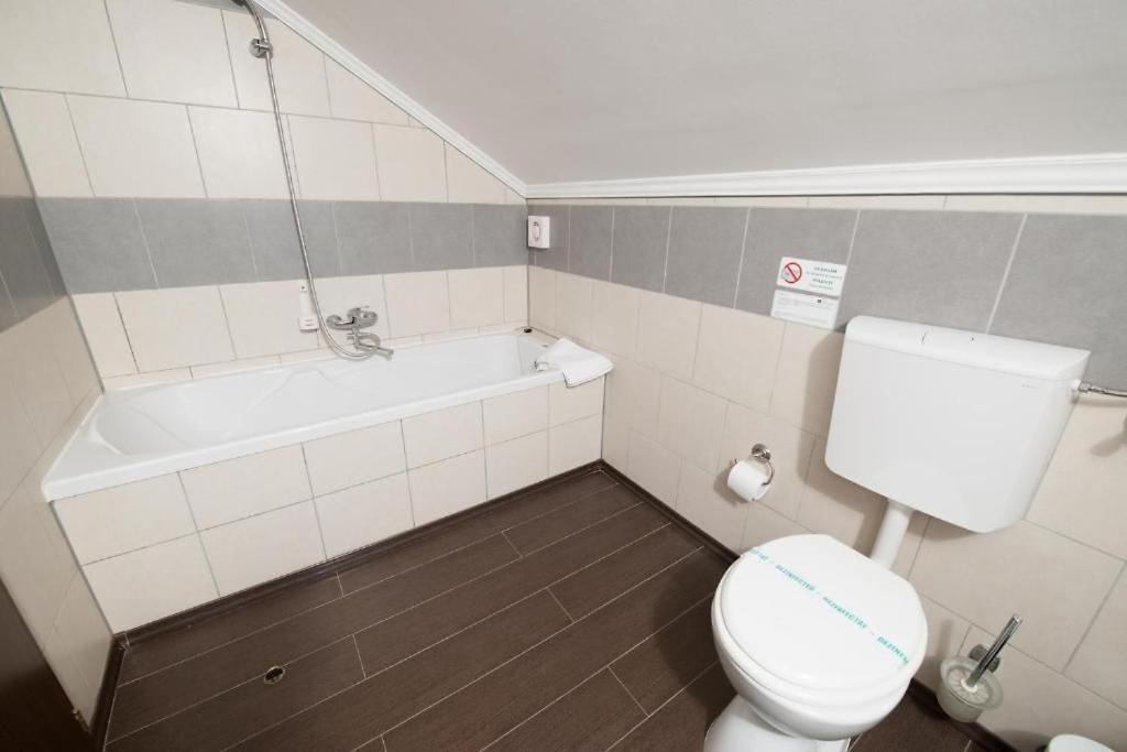 Hotel Ana Arad Luaran gambar